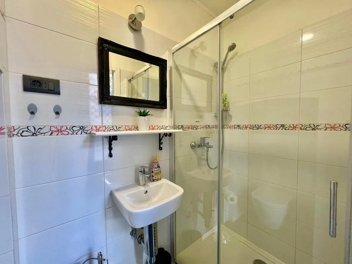 Holiday House Lona Crikvenica 0*,  Croatia
