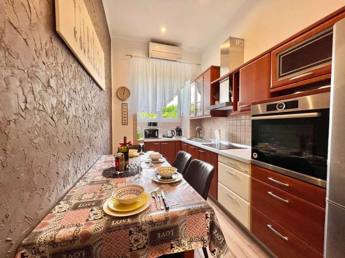 Holiday House Lona Crikvenica 0*,  Croatia